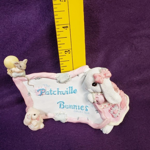 Patchville Bunnies Signature Marker w/original box  Easter Rabbit Bunny Sign - Picture 2 of 8